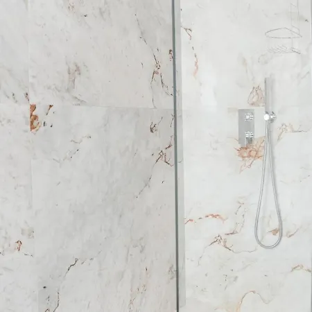 Eco 05 House - Privat Pool & Luxurious * 阿尔布费拉